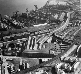 John G Kincaid and Co. Ltd. Arthur Street Engine Works and Scott's Shipbuilding and Engineering Co. Ltd. Cartsburn Shipyard, Cartsdyke, Greenock.  Oblique aerial photograph taken facing north-east.