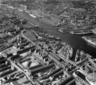 Harland and Wolff Shipbuilding Yard, Clydebrae Street, Govan, Glasgow.  Oblique aerial photograph taken facing north. 