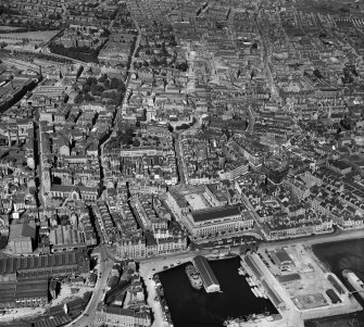 Dundee, general view, showing Caird Hall and Dundee Royal Infirmary, Barrack Road.  Oblique aerial photograph taken facing north.