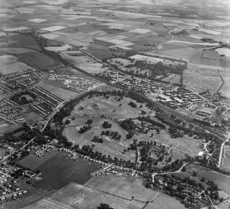 Duddingston Golf Course, Edinburgh.  Oblique aerial photograph taken facing south-east.