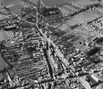 Haddington, general view, showing Town House and High Street.  Oblique aerial photograph taken facing west.