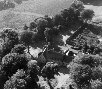 Kildalloig House.  Oblique aerial photograph taken facing south-west.