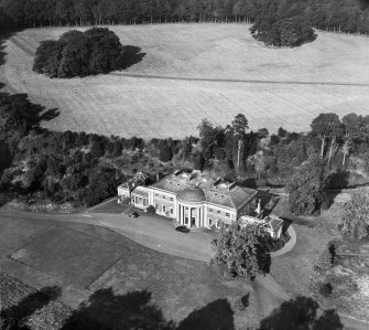 Montgomerie House, Tarbolton.  Oblique aerial photograph taken facing north. 