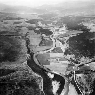 River Dee and Abergeldie Castle, Balmoral Estate.  Oblique aerial photograph taken facing west.