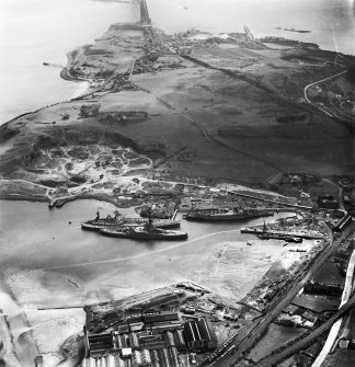 Inverkeithing, general view, showing Tilbury Contracting and Dredging Co. Ltd. Quarry and Thomas Ward and Sons Shipbreaking Yard.  Oblique aerial photograph taken facing south.