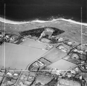 North Berwick, general view, showing Carlekemp Priory School, Abbotsford Park and West Links.  Oblique aerial photograph taken facing north.  This image has been produced from a crop marked negative.