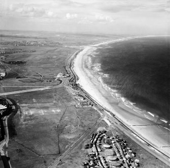 Aberdeen, general view, showing Amusement Park, Esplanade and King's Links Golf Course.  Oblique aerial photograph taken facing north.