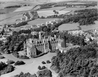 Hydropathic Establishment, Kilmacolm.  Oblique aerial photograph taken facing north-west.