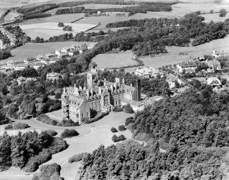 Hydropathic Establishment, Kilmacolm.  Oblique aerial photograph taken facing north-west.