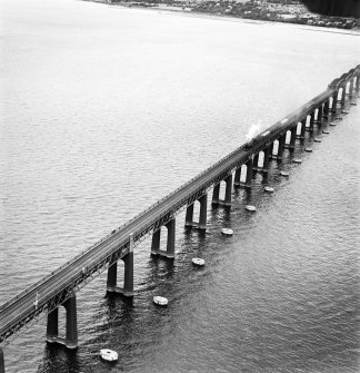 Tay Bridge, Dundee.  Oblique aerial photograph taken facing north-west.