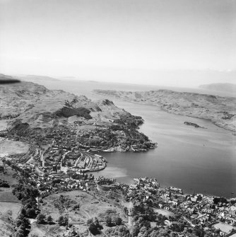 Oban, general view, showing McCaig's Tower and Druim Mor.  Oblique aerial photograph taken facing west.