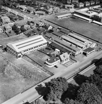 Lea Park Tea Room and Millars Garage, Callendar Road, Falkirk.  Oblique aerial photograph taken facing north-east.  This image has been produced from a crop marked negative.