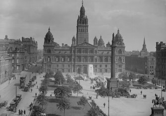 Glasgow City Chambers
General view of City Chambers and George Square from West
Insc: '791.'