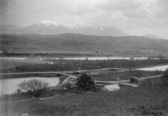 View of Gairlochy by Spean Bridge with Aonach Mor, Carn Mor Dearg and Ben Nevis in the background.
Negative bag titled: 'Caledonian Canal at Inverlochy'
