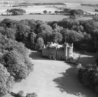 Dunninald Castle, Montrose.  Oblique aerial photograph taken facing north-east.