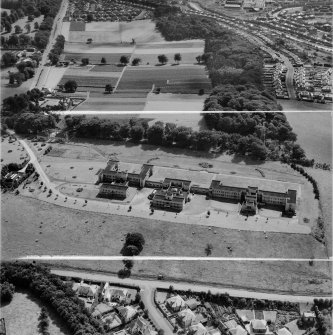 Canniesburn Auxiliary Hospital, Switchback Road, Bearsden.  Oblique aerial photograph taken facing south.  This image has been produced from a crop marked negative.