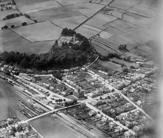 Dingwall, general view, showing Hector McDonald Memorial, Mitchell Hill and Free Church of Scotland, High Street.  Oblique aerial photograph taken facing south-west.