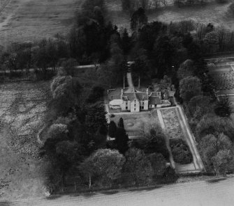 Kingswells House, Aberdeen.  Oblique aerial photograph taken facing west.  This image has been produced from a print.