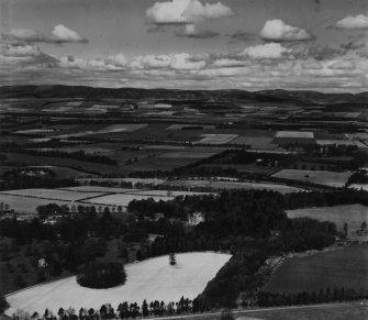 Aldbar Castle, Brechin.  Oblique aerial photograph taken facing north-west.  This image has been produced from a print.