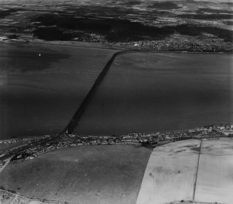 Wormit and Tay Bridge, Dundee.  Oblique aerial photograph taken facing north.  This image has been produced from a print.