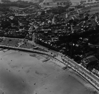 Rothesay, general view, showing Bridgend Street and Rothesay Academy, Isle of Bute.  Oblique aerial photograph taken facing south.  This image has been produced from a print.