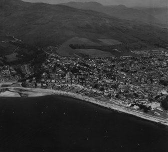 Dunoon, general view, showing Clyde Street and Nelson Street.  Oblique aerial photograph taken facing north-west.  This image has been produced from a print.