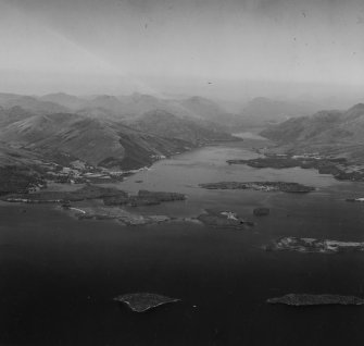 Loch Lomond, general view, showing Creinch and Inchlonaig.  Oblique aerial photograph taken facing north-west.  This image has been produced from a print.
