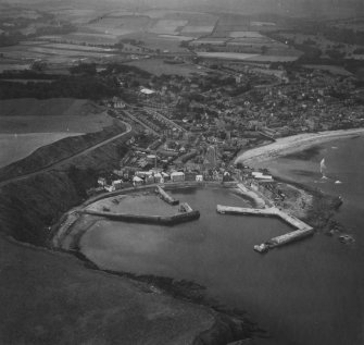 Stonehaven, general view, showing Stonehaven Harbour and High Street.  Oblique aerial photograph taken facing north-west.  This image has been produced from a print.