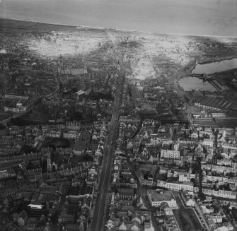 Aberdeen, general view, showing Union Street and University of Aberdeen Marischal College.  Oblique aerial photograph taken facing north-east.  This image has been produced from a print.