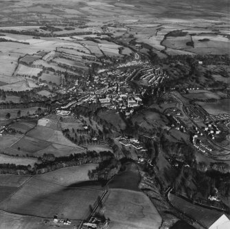 Jedburgh, general view.  Oblique aerial photograph taken facing north.  This image has been produced from a damaged print.