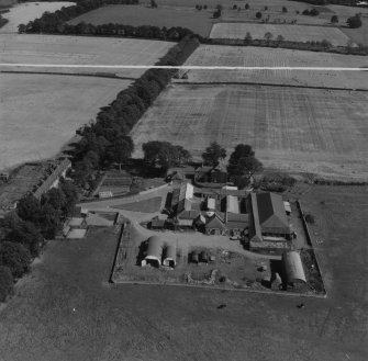 Milne Graden West Mains, Coldstream.  Oblique aerial photograph taken facing east.  This image has been produced from a crop marked print.