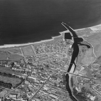 Nairn, general view, showing High Street and Nairn Harbour.  Oblique aerial photograph taken facing north.  This image has been produced from a print.