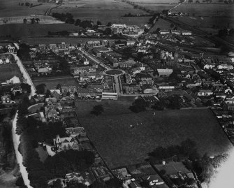 Lockerbie, general view, showing Banks Hill and Victoria Park.  Oblique aerial photograph taken facing north.  This image has been produced from a print.