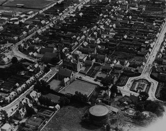 Keith, general view, showing Church Road and Mid Street.  Oblique aerial photograph taken facing south.  This image has been produced from a print.