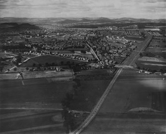 Dundee, general view, showing Old Craigie Road and Stobsmuir Park.  Oblique aerial photograph taken facing west.  This image has been produced from a print.