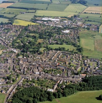 Oblique aerial view centred on the town, taken from the North West.