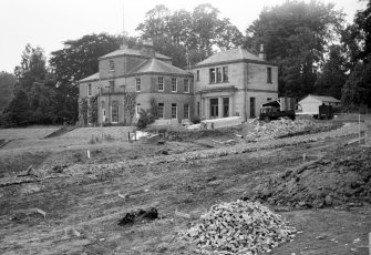 Perth, Cleeve House.
General view from South-East.