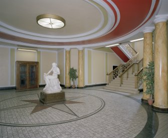 Interior. Rotunda.