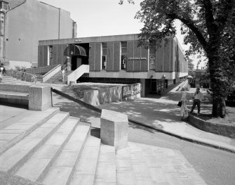 Clydesdale Bank, University branch, view from west