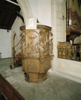 Interior. Pulpit