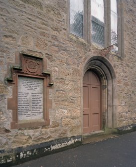 Main NE entrance and Great War memorial. Detail