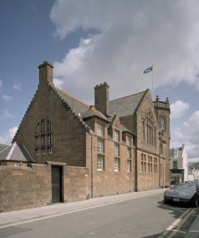 View from SW showing halls fronting on Ailsa Street West