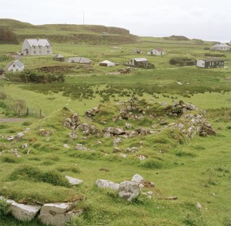 Muck, Sean Bhaile. Township. View of building from WNW (NM 4208 7957).