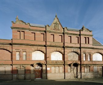 Detail of central part of main (W) facade, including name, date, and Glasgow Corporation inscriptions