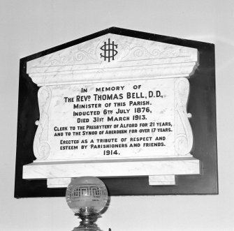 Interior.
Detail of monument to Reverend Thomas Bell.