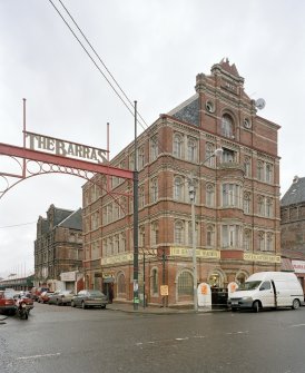 View from SE showing the E and S sides of the block at 99 Moncur Street and 42 Bain Street