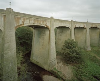 View of central spans of bridge from NW