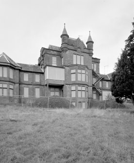 View of centre of Villa Block 2 from South