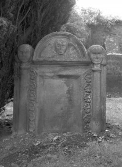 Churchyard, gravestone to Patrick Calder, reverse side, detail