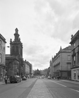 View from N showing setting in George IV Bridge